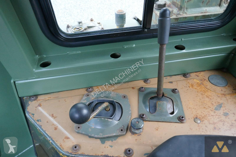 Bulldozer Caterpillar II Ex-army