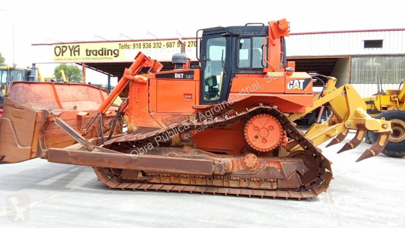Bulldozer Caterpillar D6T