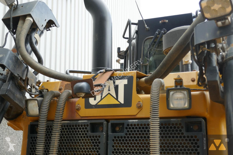 Buldozer Caterpillar D6T