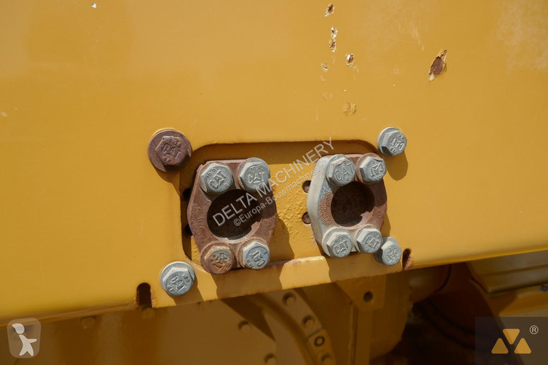 بلدوزر Caterpillar D6T