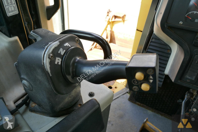 Bulldozer Caterpillar D6T