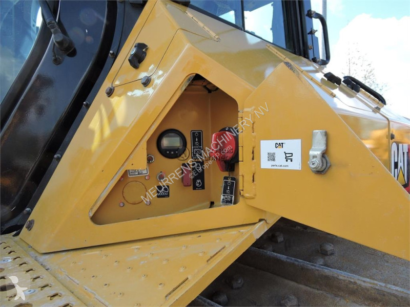 Bulldozer Caterpillar D5