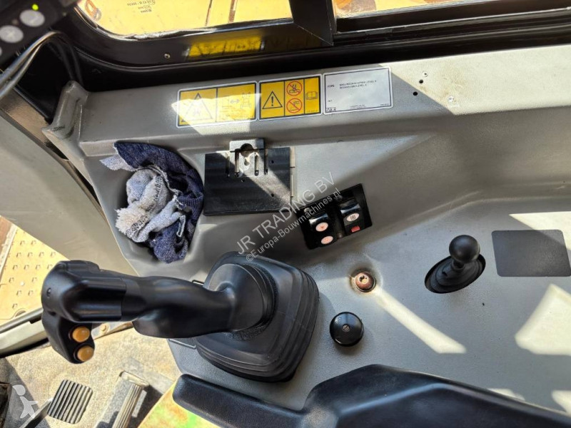 Buldozér Caterpillar D 6 T LGP (Trimble GPS /...