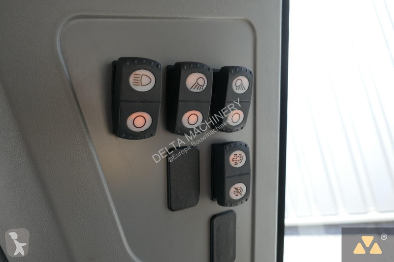 بلدوزر Caterpillar D7E LGP