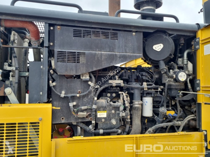 Buldozer Komatsu GD655-6