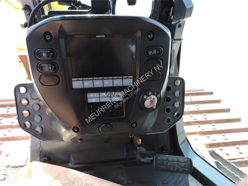 بلدوزر Komatsu I-24 + GPS