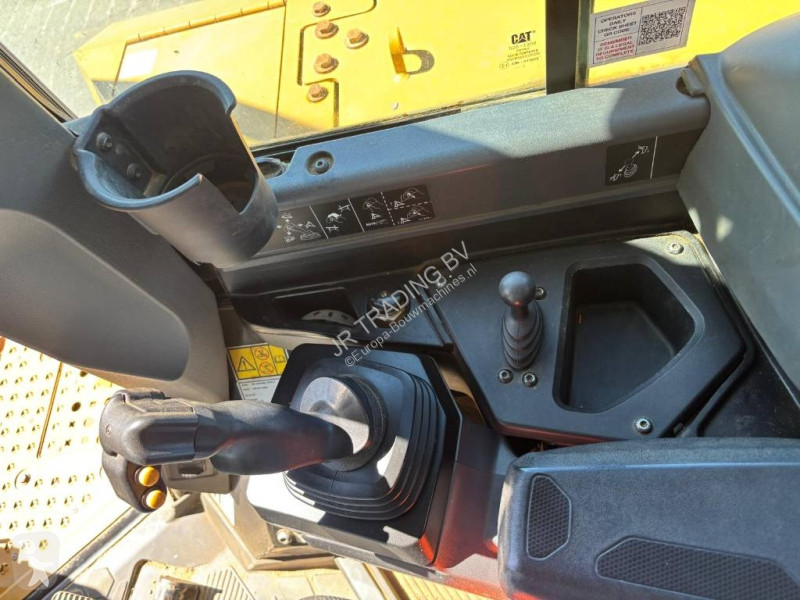Buldozér Caterpillar D 6 XE (Trimble earthworks...