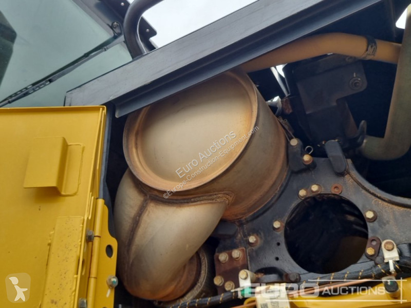 Buldozer Caterpillar 2