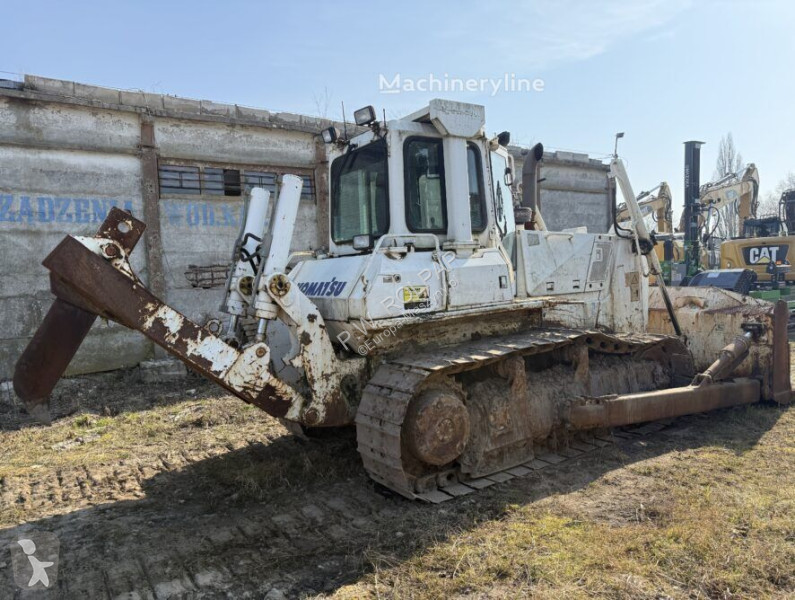 Bulldozer Komatsu D65EX-15e0 + ripper