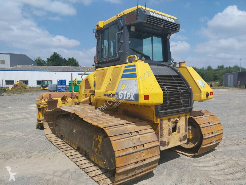 بلدوزر Komatsu