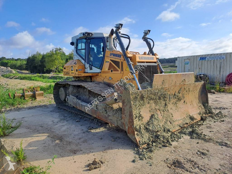 Bulldozer Liebherr 736 LGP