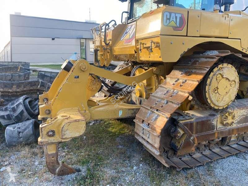 بلدوزر Caterpillar D6LGP