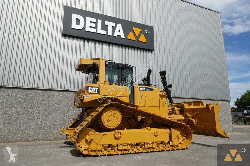Bulldozer Caterpillar D6T