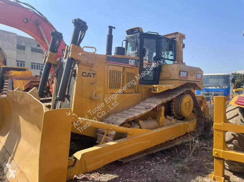 Бульдозер Caterpillar