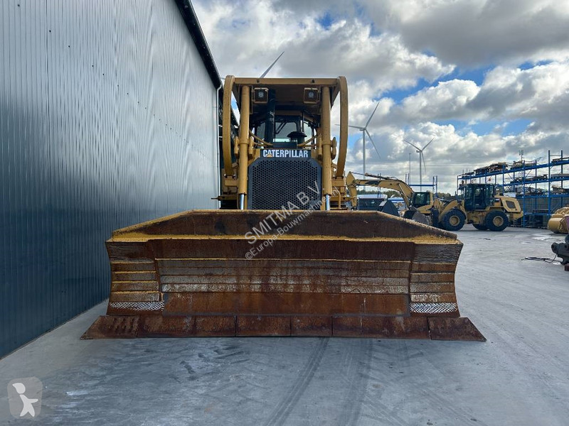 بلدوزر Caterpillar R II