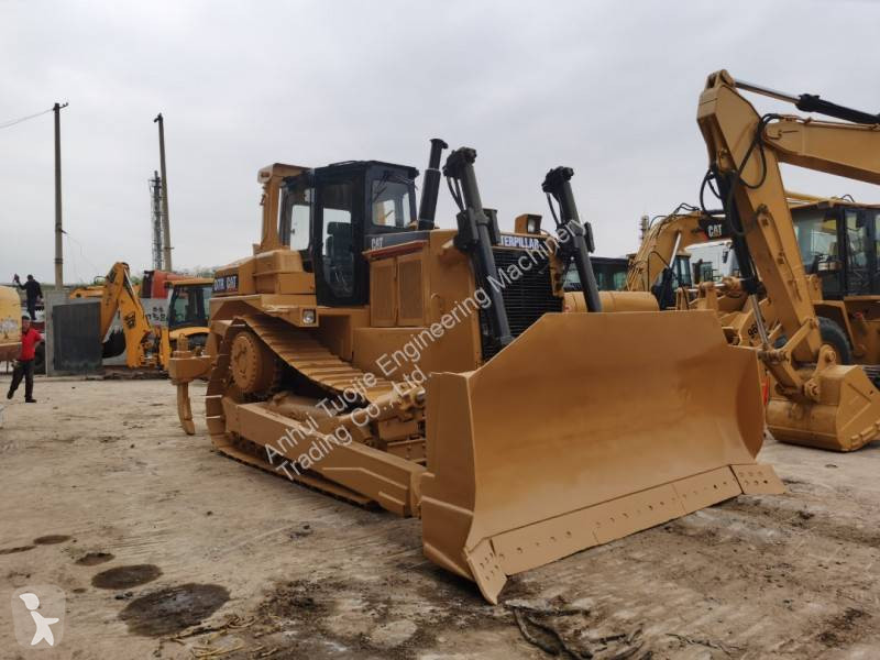 بلدوزر Caterpillar D7R