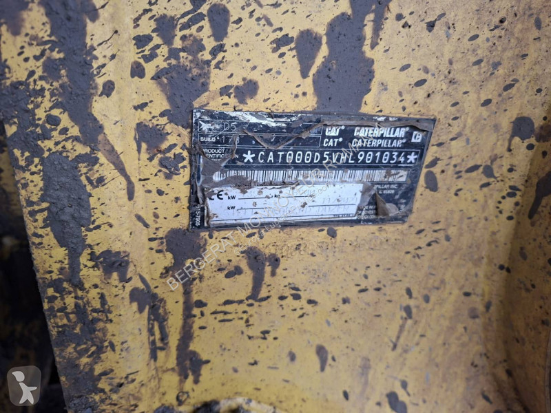 Buldozer Caterpillar D5-17VP