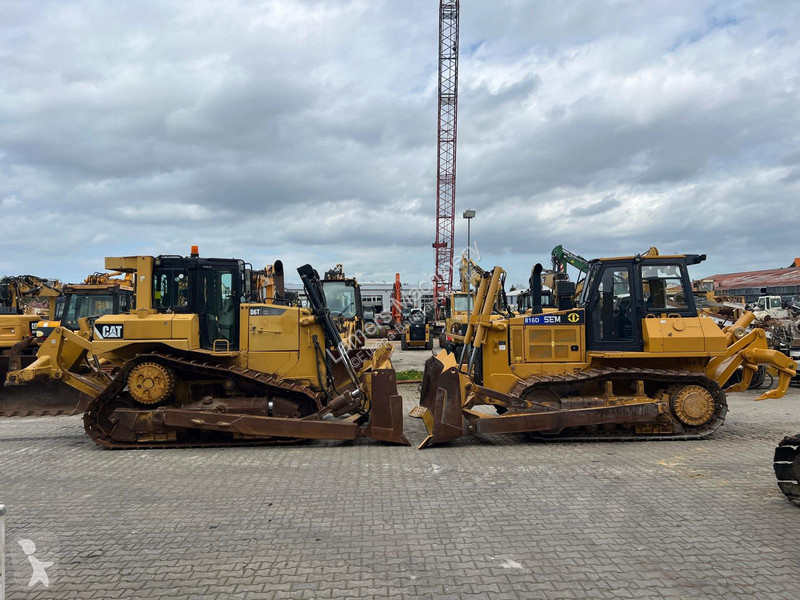 Buldozer SEM 816D .