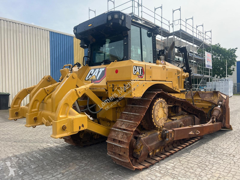 بلدوزر Caterpillar D6 XL next generation .