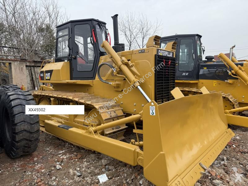 بلدوزر Caterpillar D6G