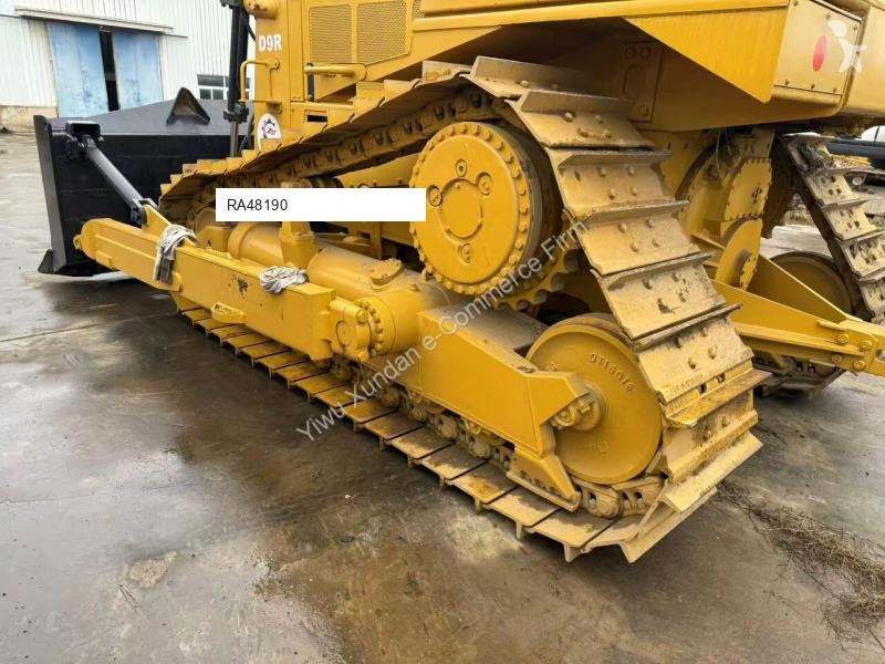 Buldozér Caterpillar D9R