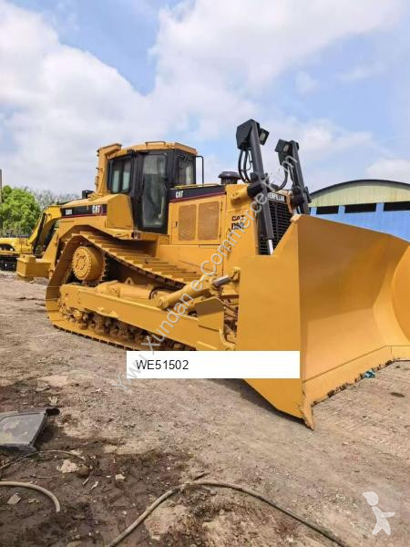 بلدوزر Caterpillar D8R