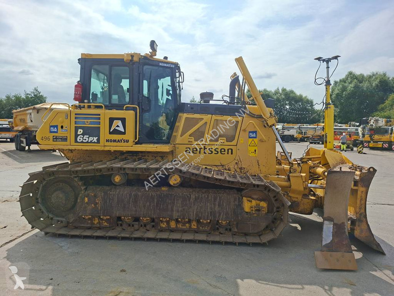 بلدوزر Komatsu (with Topcon 3D GPS)