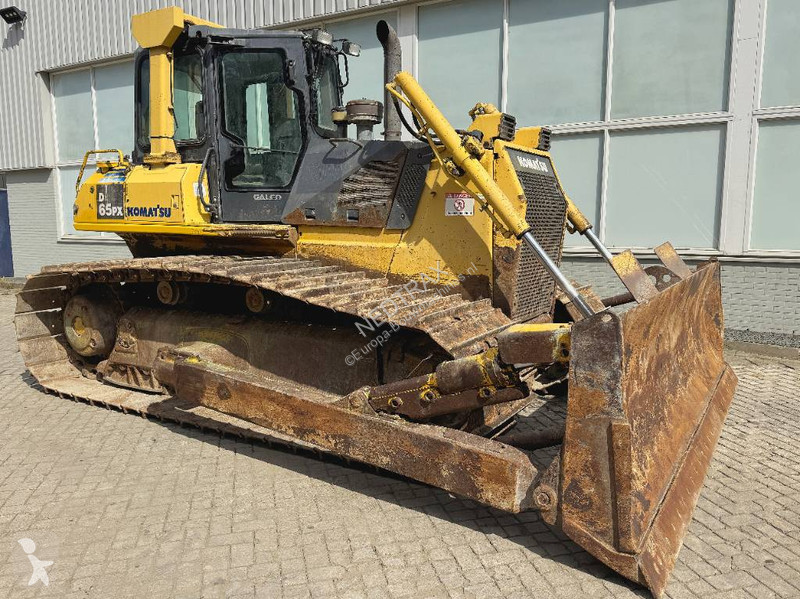 بلدوزر Komatsu PX15