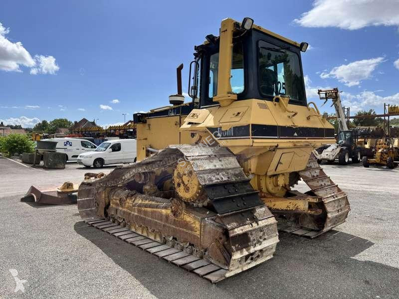 Caterpillar D6M bulldozer