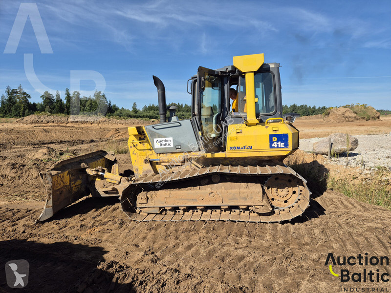 Бульдозер Komatsu