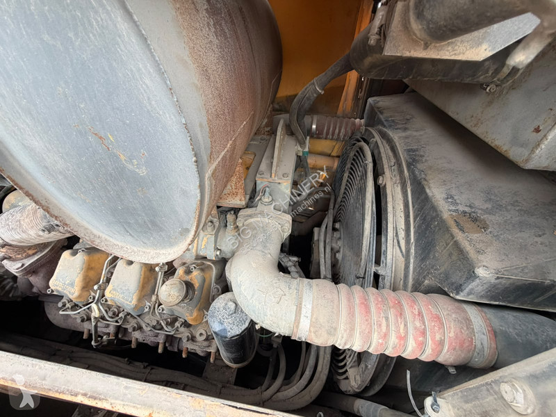 Bulldozer Liebherr | Spare parts only