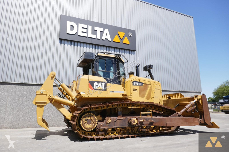 بلدوزر Caterpillar D7E LGP