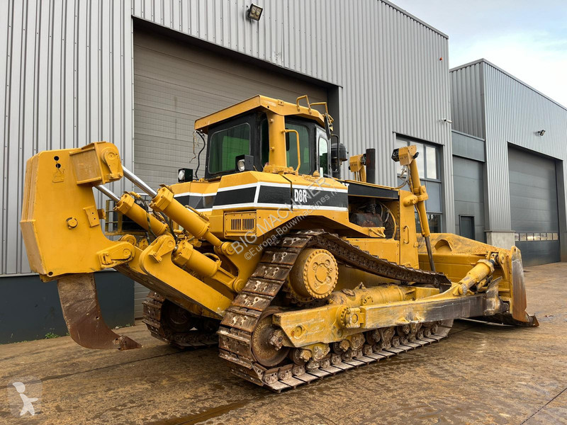 Bulldozer Caterpillar - Single shank ripper