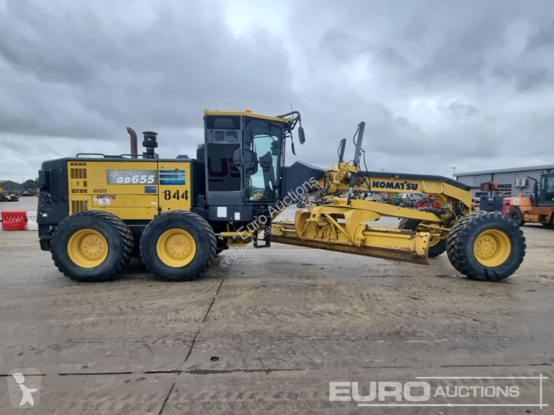 Buldozer Komatsu GD655-6