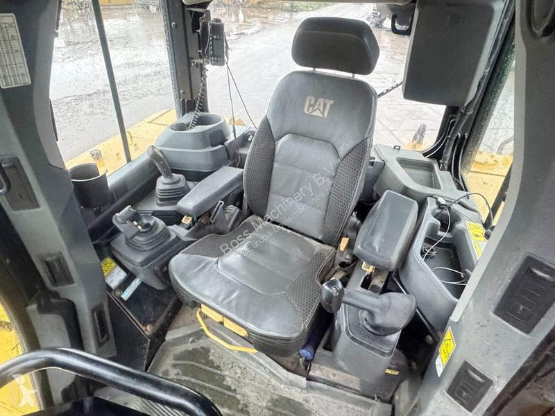 Bulldozer Caterpillar D6 LGP Next Gen - CAT...