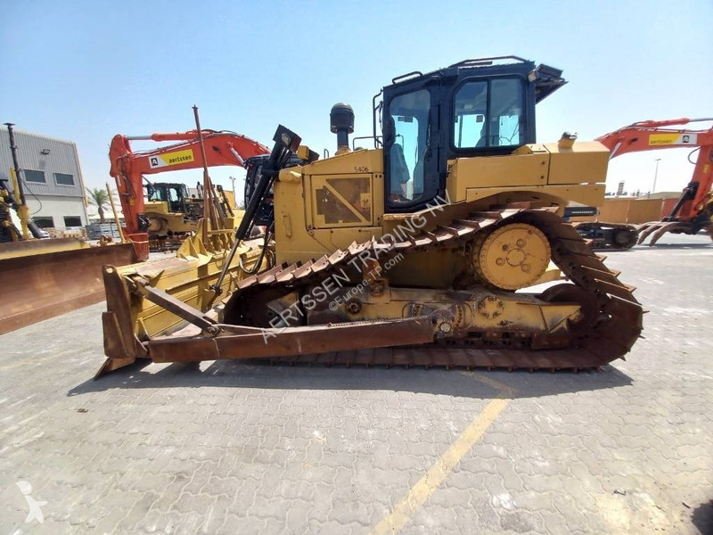Bulldozer Caterpillar D6R (Abu Dhabi)