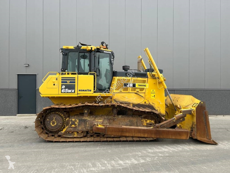 Bulldozer Komatsu WX-18