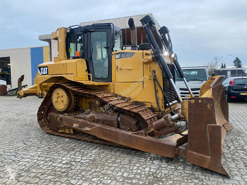 Бульдозер Caterpillar D6T