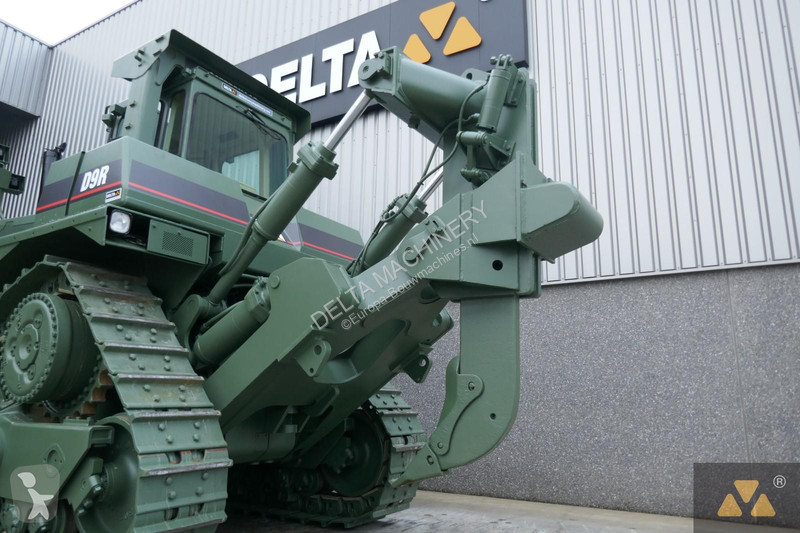 Бульдозер Caterpillar Ex-army