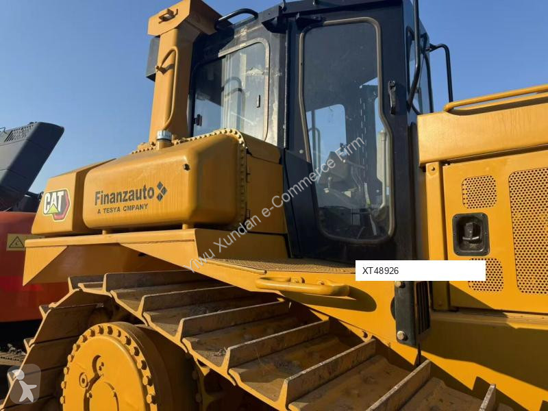 بلدوزر Caterpillar D8R