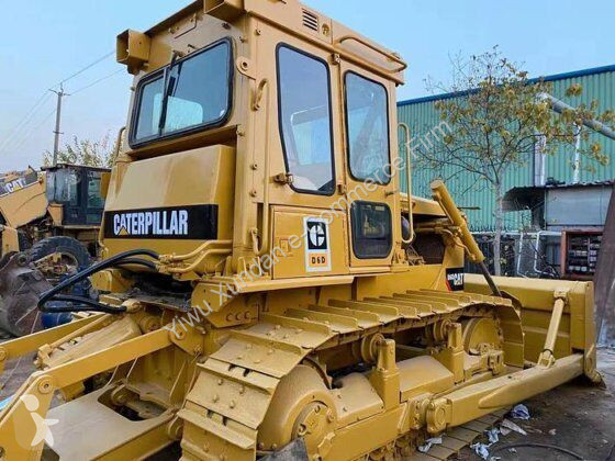 Buldozér Caterpillar CAT D6D