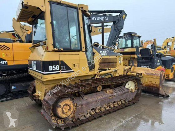 بلدوزر Caterpillar D5G