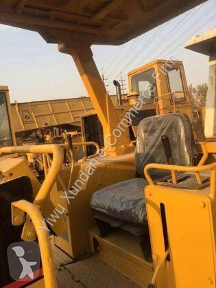 Buldozér Caterpillar D3C
