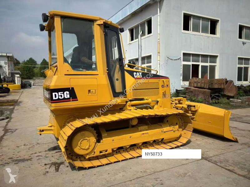 بلدوزر Caterpillar D5G