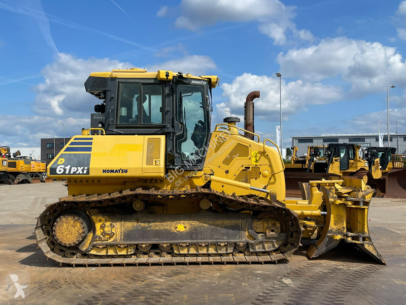 بلدوزر Komatsu i-24