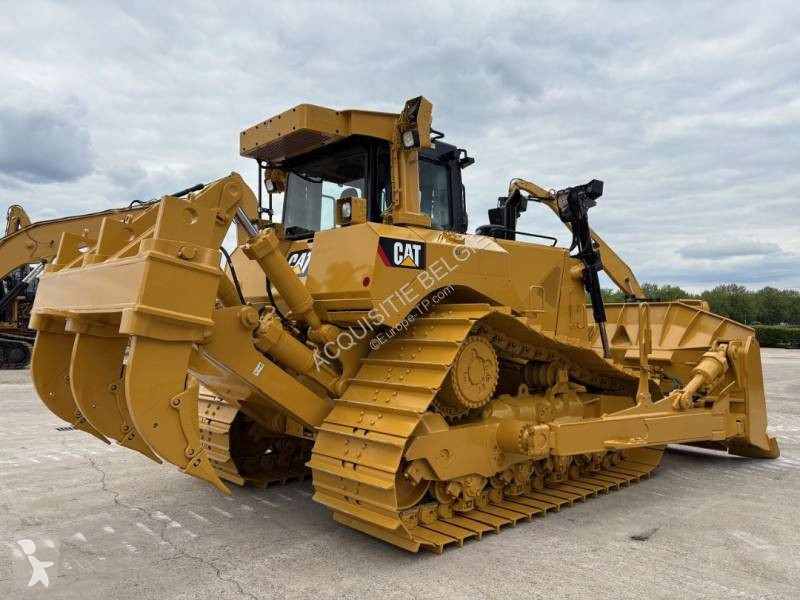 بلدوزر Caterpillar D8T LGP