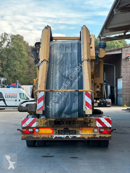 بلدوزر  Extec Screens & Crushers C12...