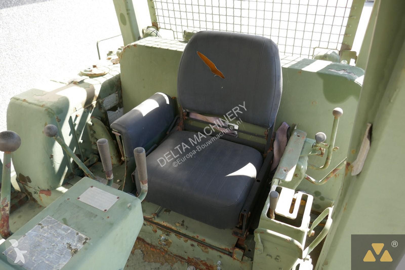 Bulldozer Caterpillar Ex-army