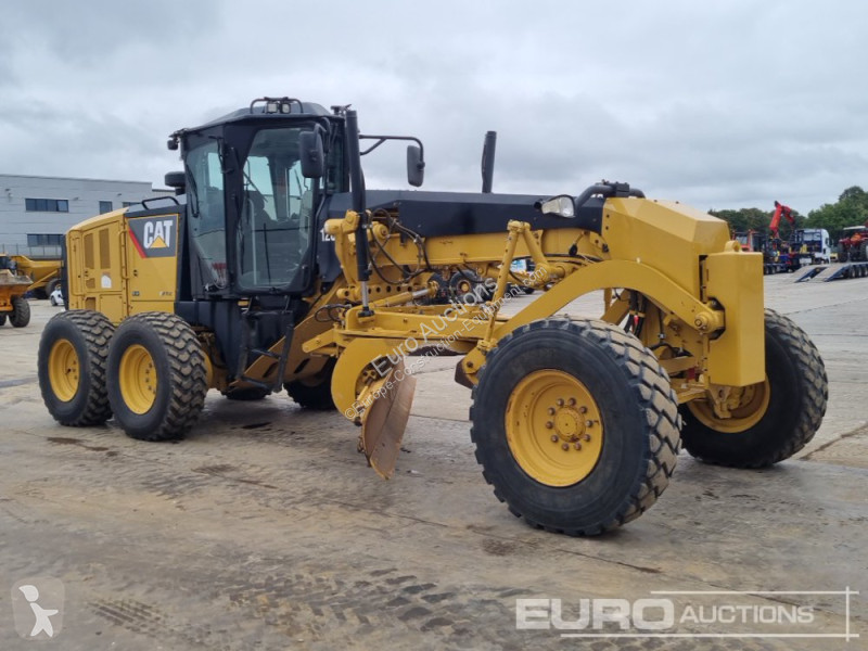 Buldozer Caterpillar 2