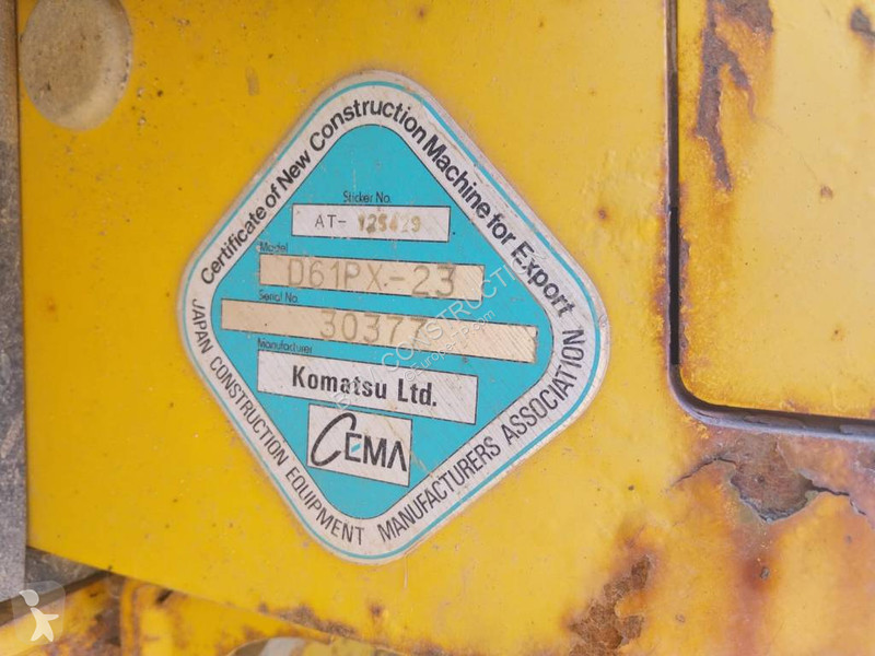 بلدوزر Komatsu